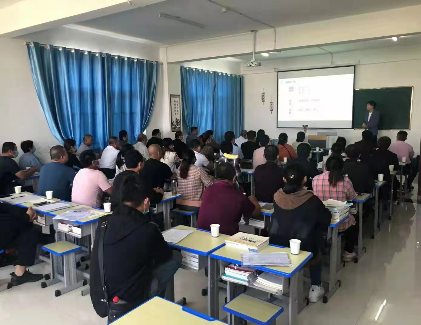 山东一创技工学校